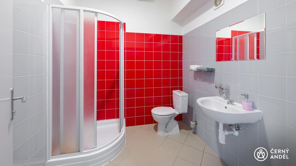 Cerny Andel Hotel Most Bagian luar foto